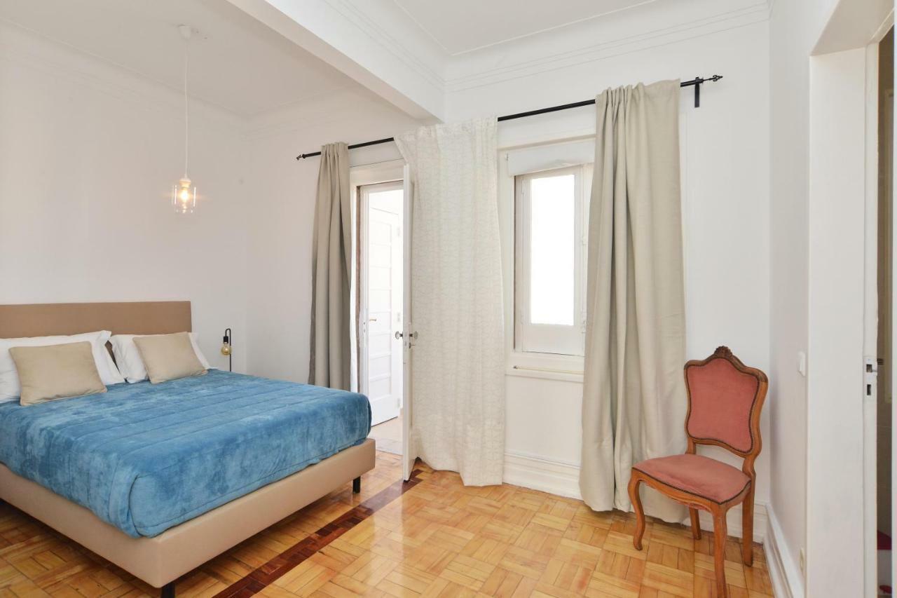 Guest House Avenida Lisbon Luaran gambar