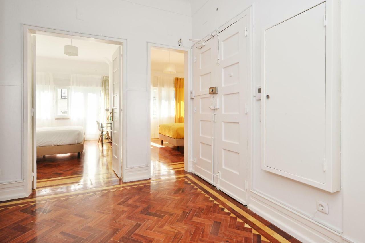 Guest House Avenida Lisbon Luaran gambar